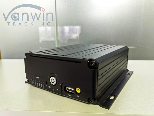 8-kanaals harde schijf SD-kaart mobiele DVR H.264 Car MDVR voor voertuigveiligheid monitoring
